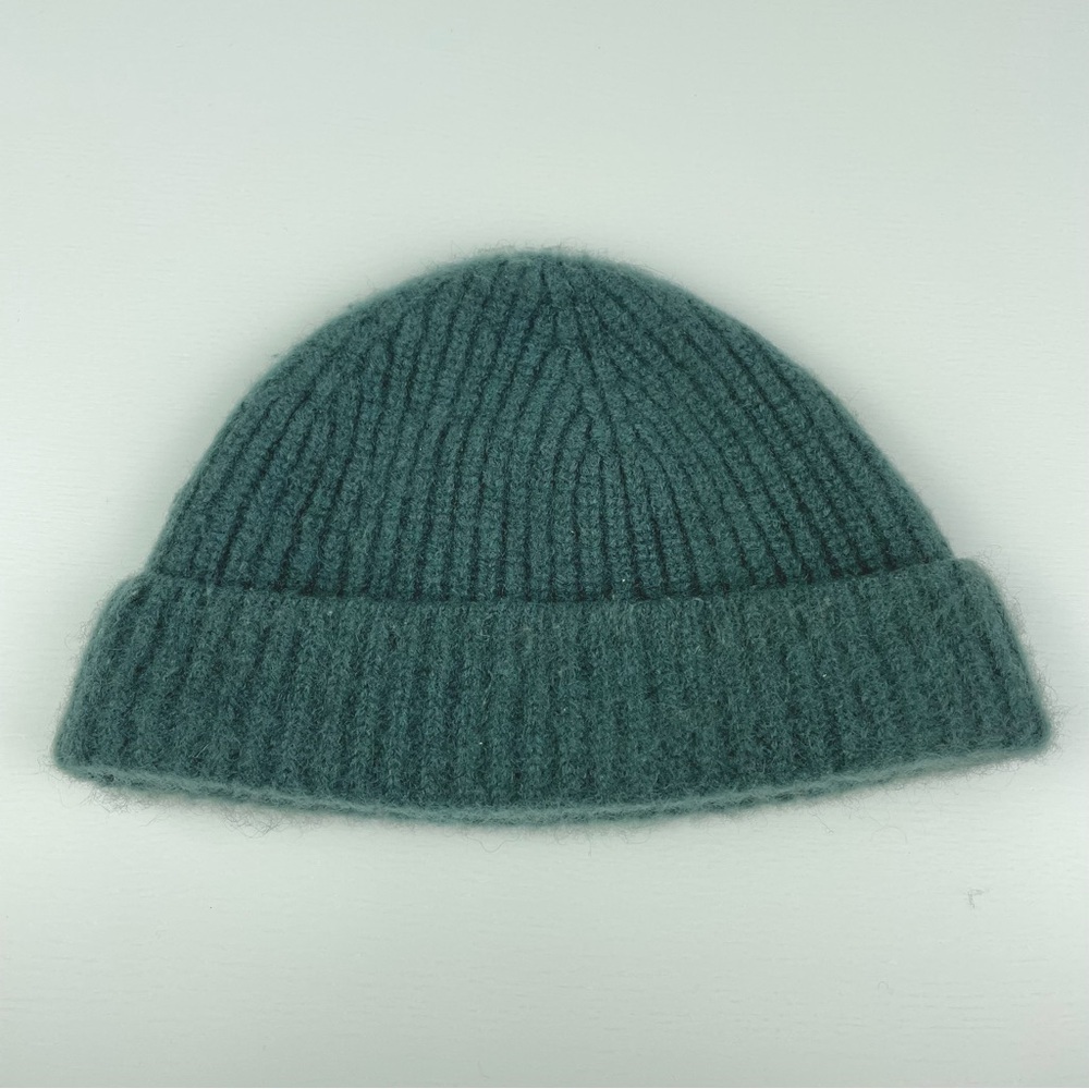 H&M Women's OS 100% Cashmere Ribbed Knit Beanie Hat Fold Over Emerald Green Blue - Picture 2 of 8